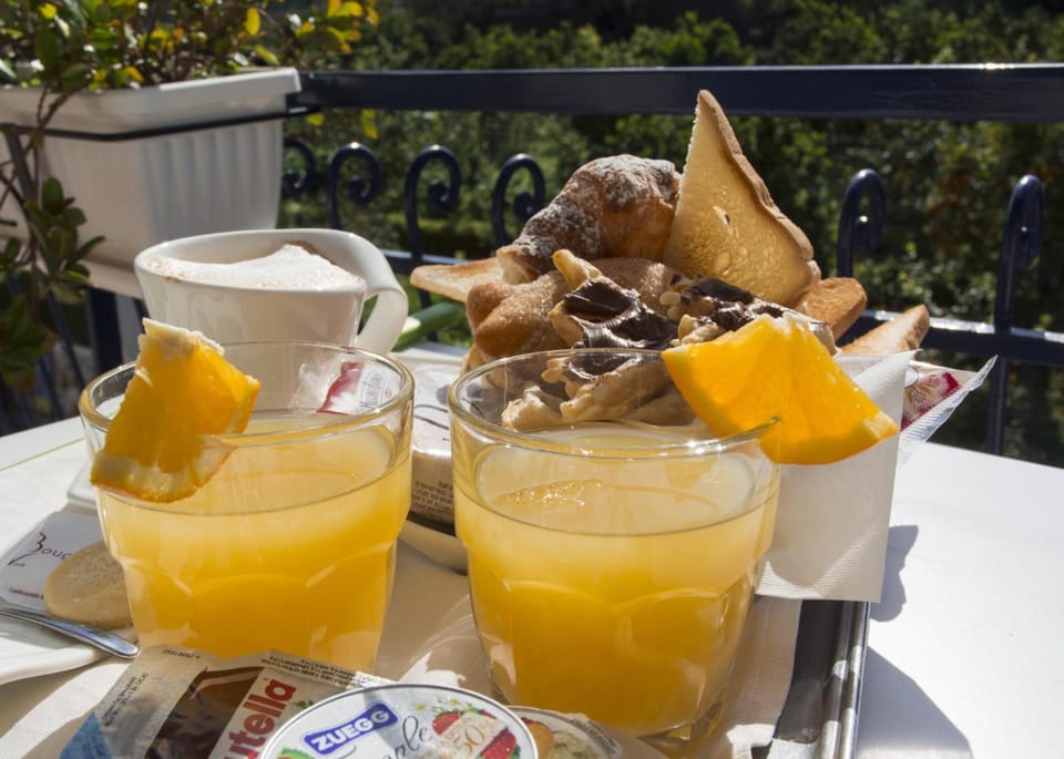 Continental breakfast for a fee