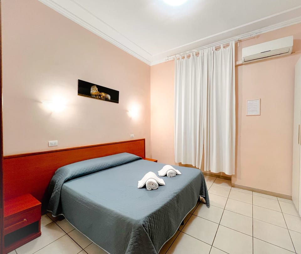 Standard Double Room | Egyptian cotton sheets, premium bedding, memory foam beds, desk