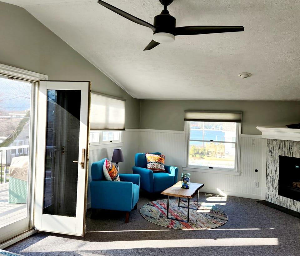 Seating area out to balcony