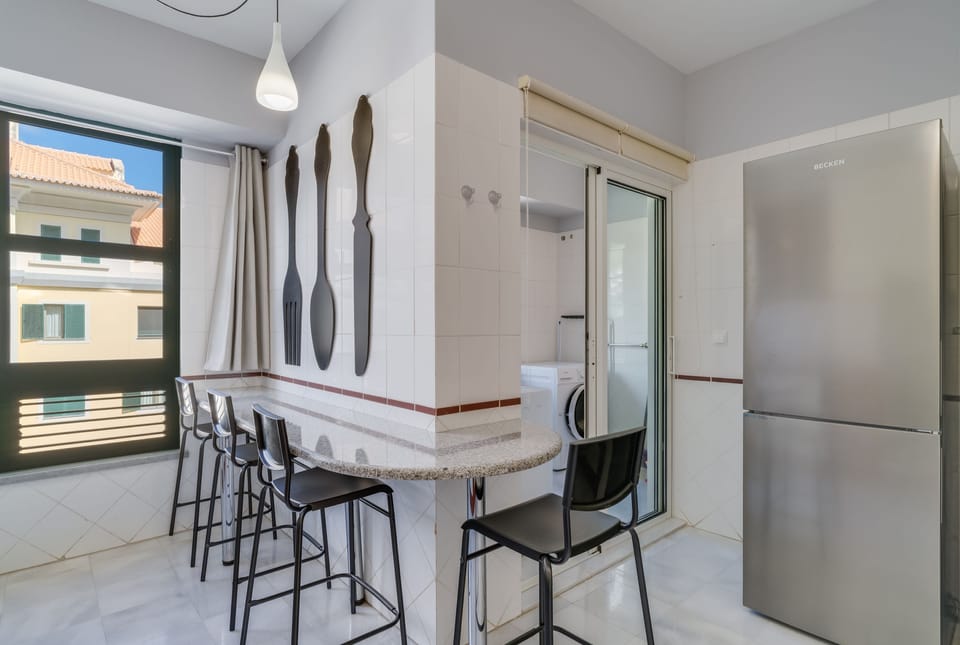 City Apartment | Private kitchen | Electric kettle
