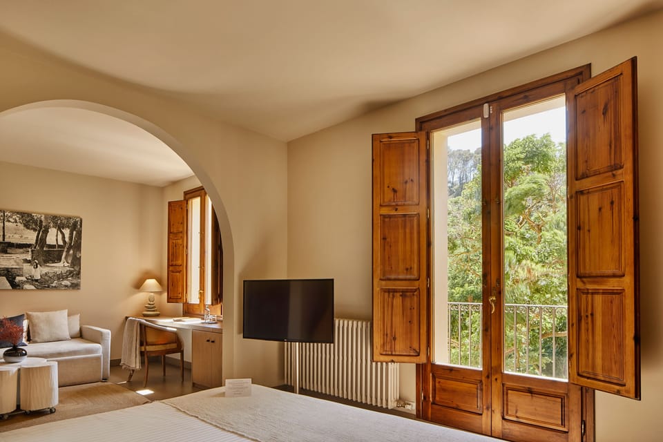 Suite (Masia) | Premium bedding, down comforters, minibar, in-room safe