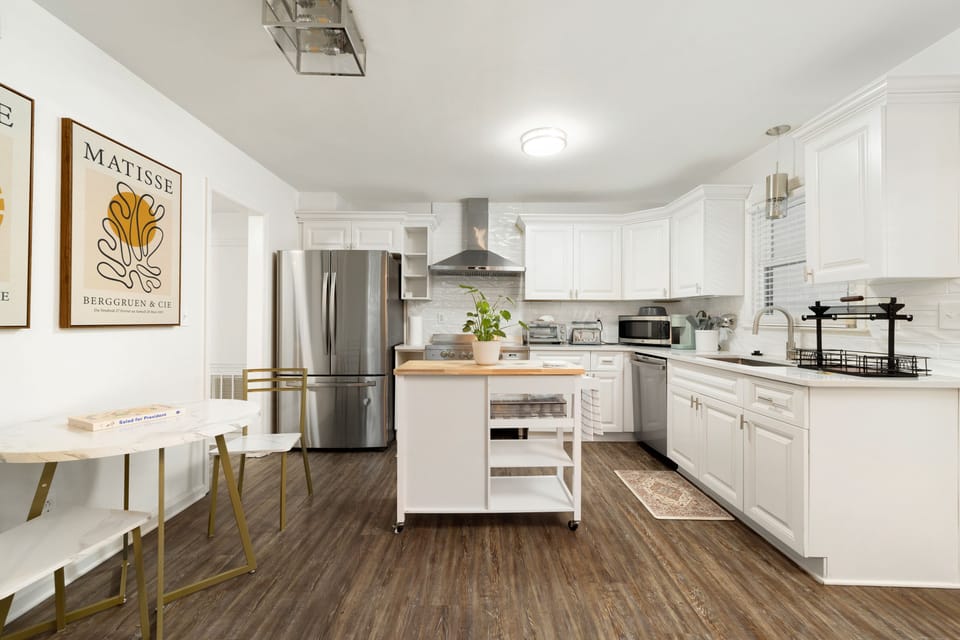 Fully equipped kitchen