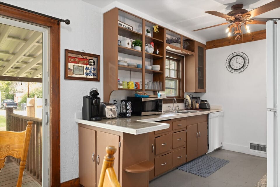 Main floor kitchen