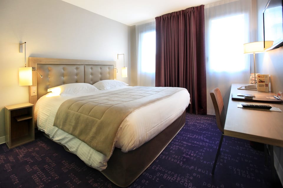 Comfort Double Room | Premium bedding, pillowtop beds, minibar, desk