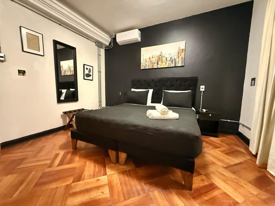 Double Room | In-room safe, free WiFi