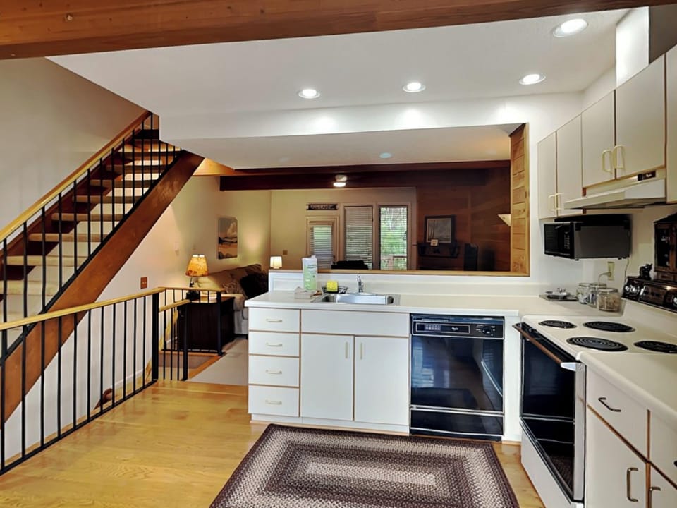 Studio (2 Bedrooms) | Property amenity