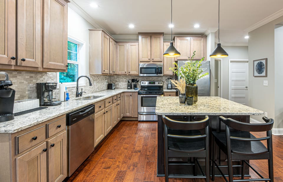 Open Kitchen & Living