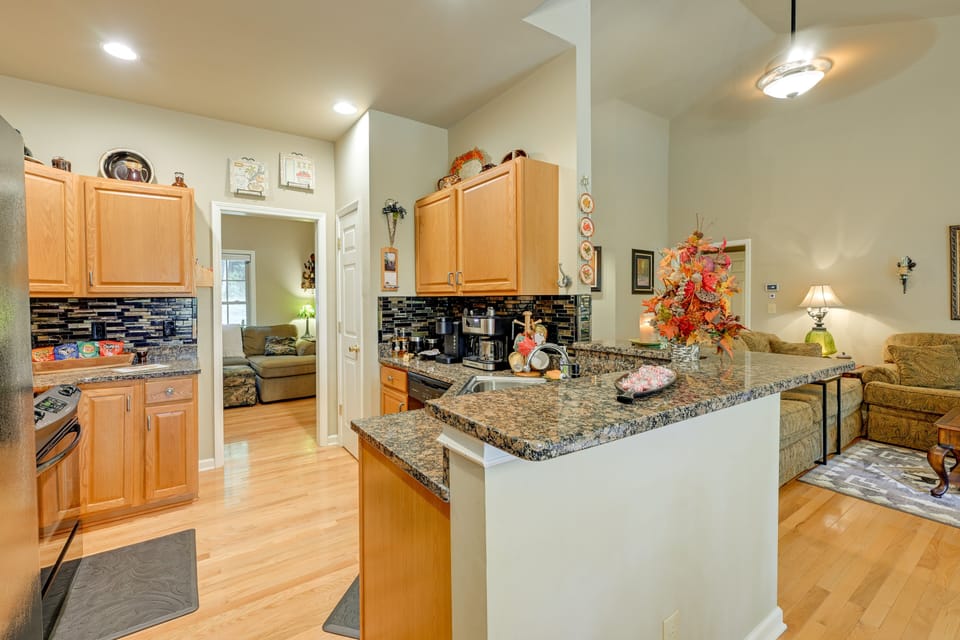 Kitchen | Cooking Basics | Coffee & Snacks | 1st Floor