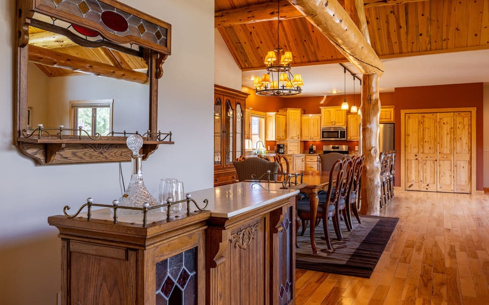 Beautiful bar area off of the dining room