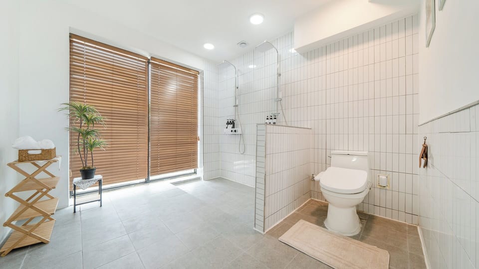 Basic Room, 2 Bedrooms (Private (Group/Pvt BBQ/Sea View)) | 2 bedrooms, WiFi (free)