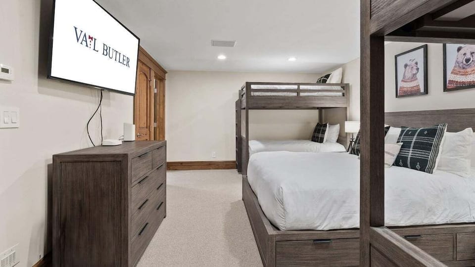 Queen + Twin Bunk Bed