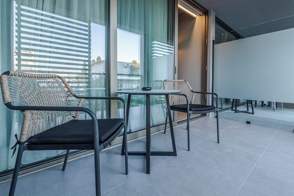 Family Room | Terrace/patio