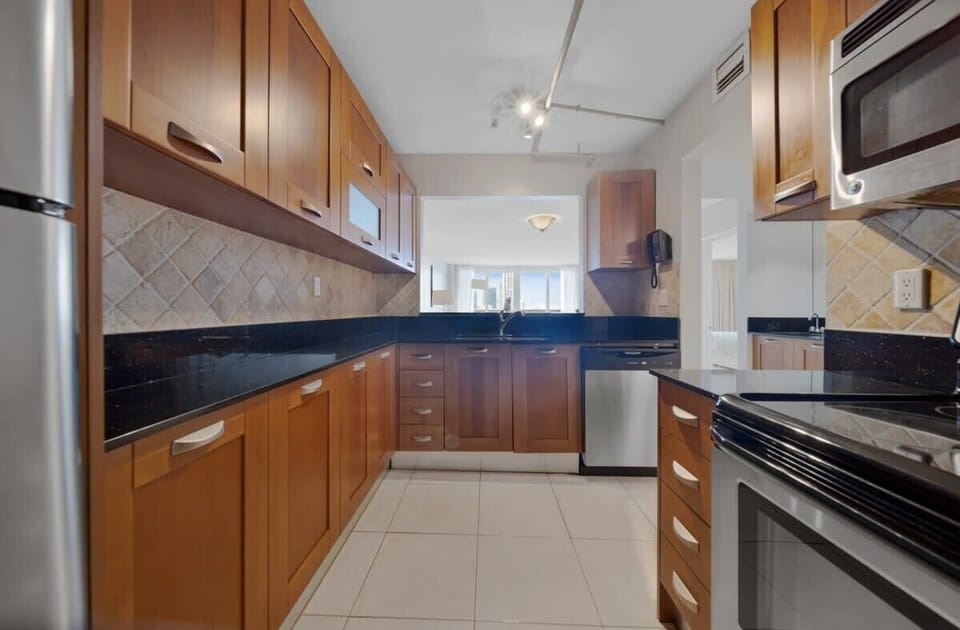 Fully equipped kitchen