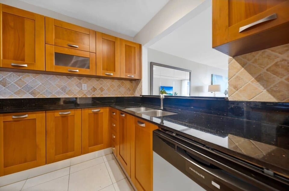 Fully equipped kitchen