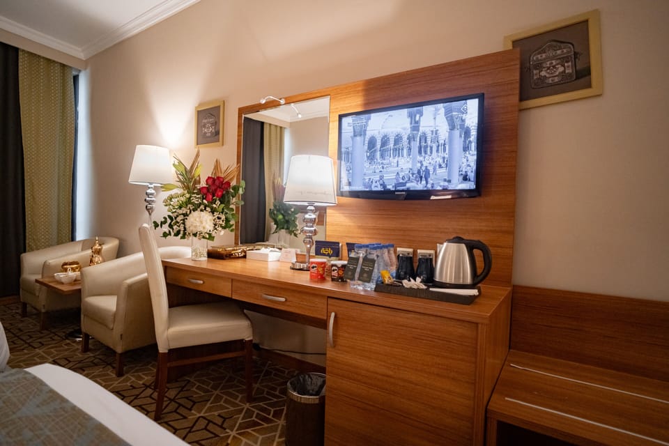 Standard Quadruple Room | In-room safe, iron/ironing board (on request), WiFi (free)