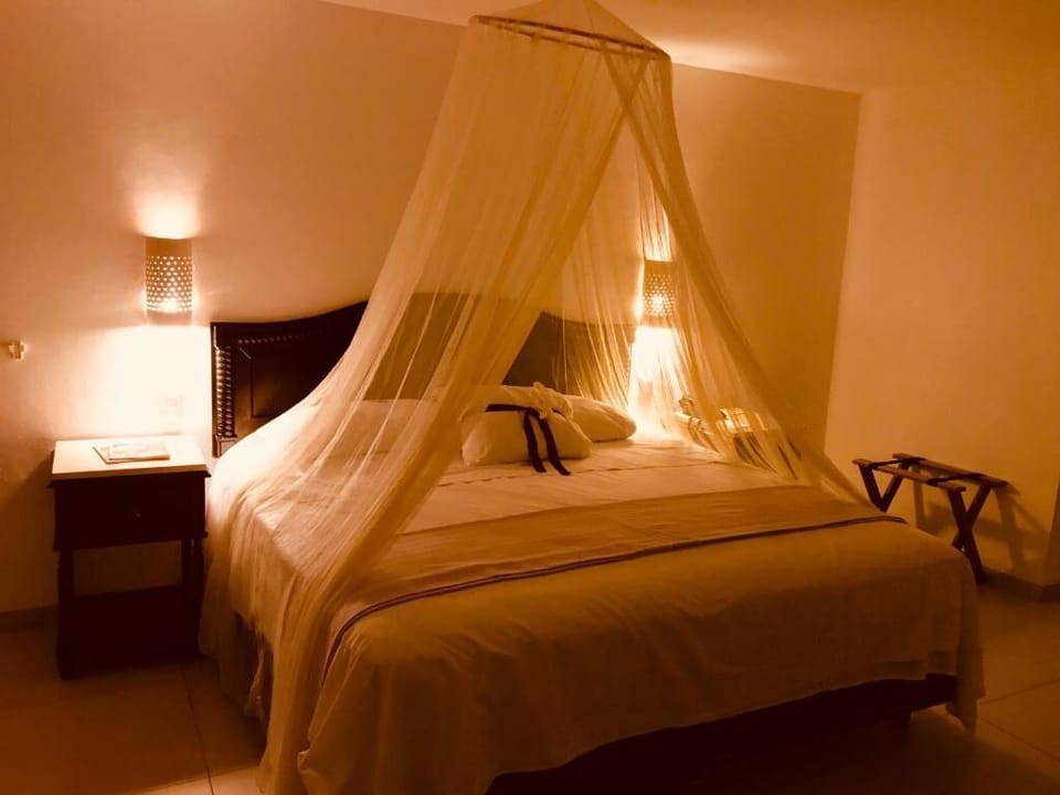 Premium bedding, down comforters, desk, laptop workspace