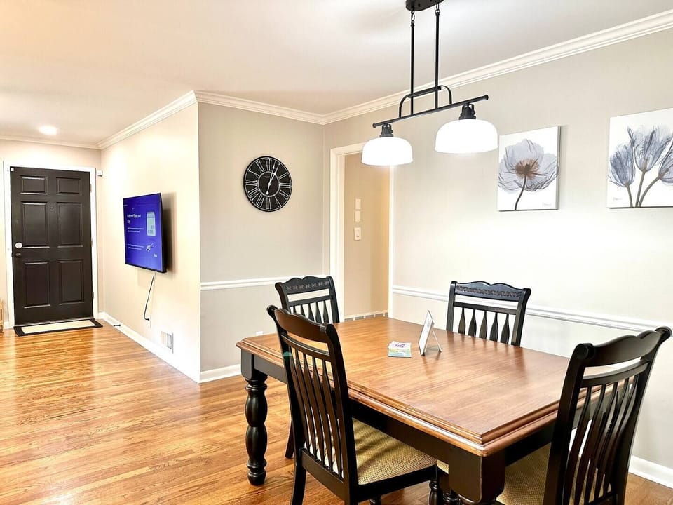 Complete kitchen, dining for 4, carport access. 