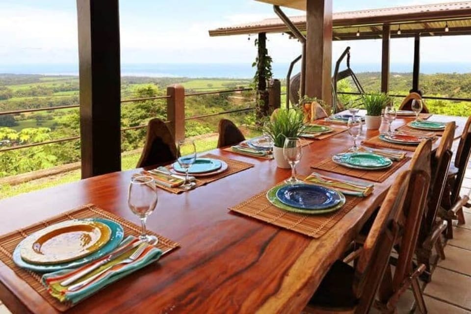 Enjoy meals outside with the entire family.