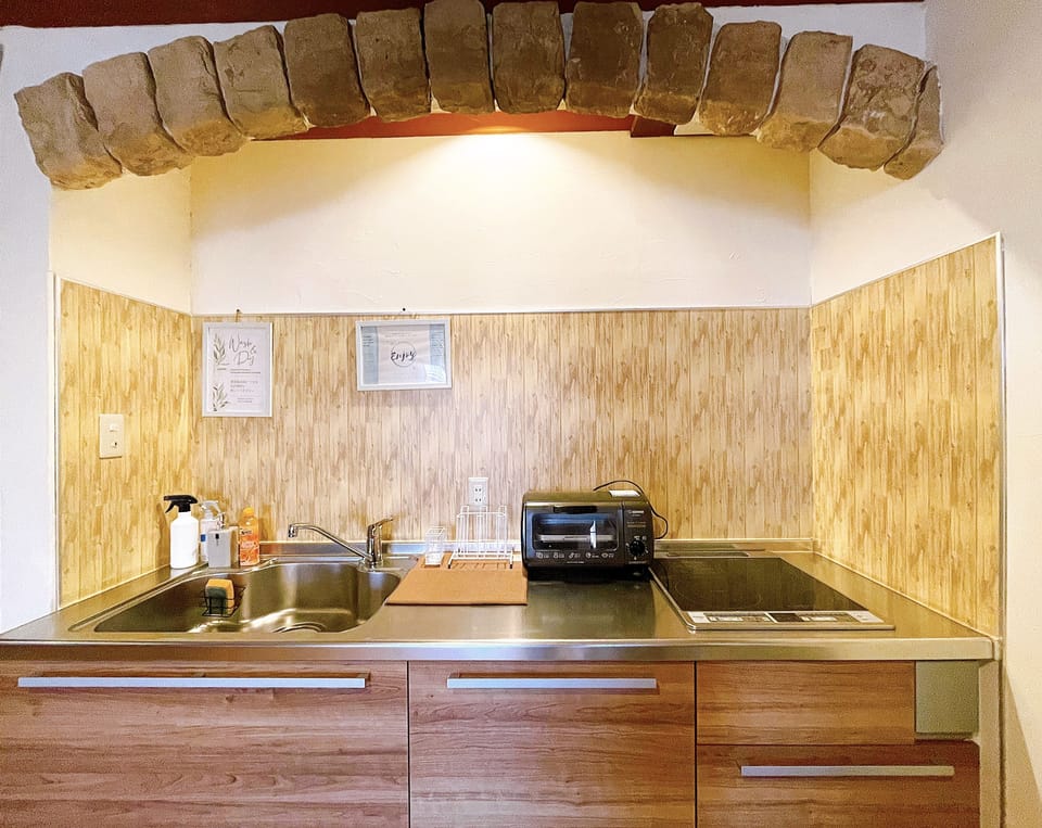 Shared fridge, microwave
