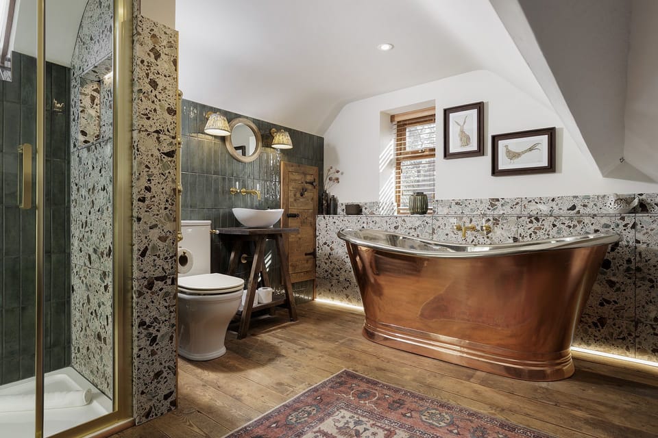 Glebe Cottage Ensuite Bathroom - StayCotswold