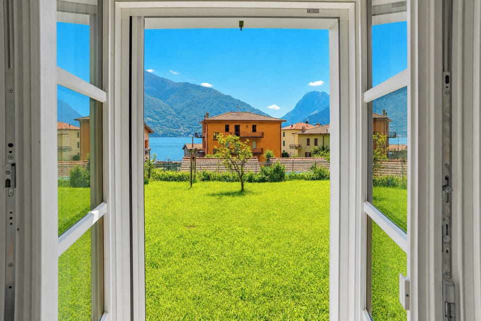 Lake View