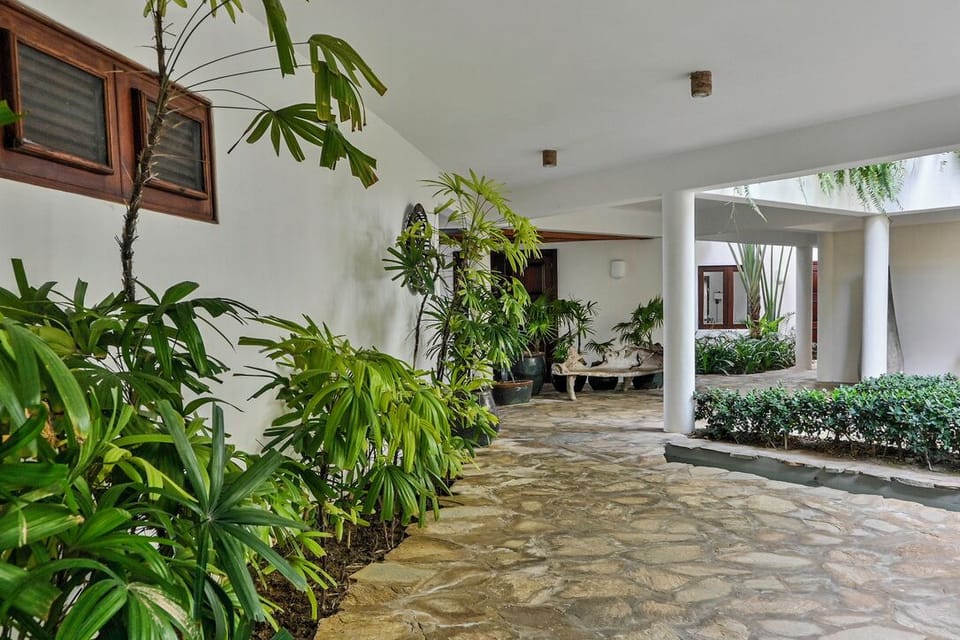 Arrecife 49 - Lake view villa with hot tub & pool just steps from private beach (6866)