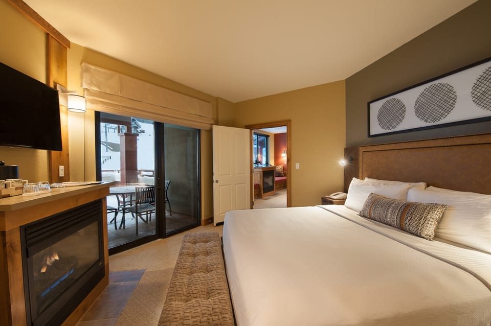 Get a good night's sleep in the plush king sized bed.