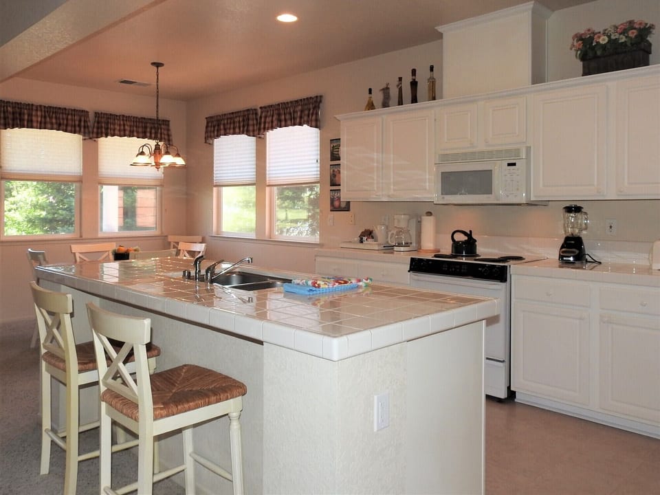 Kitchen with bar seating