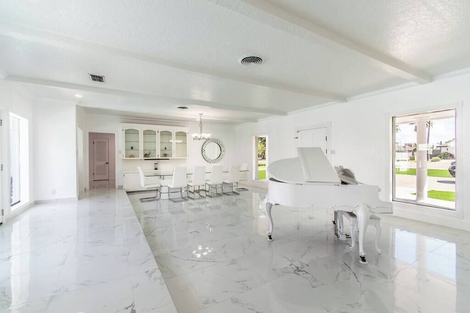 Fromal Dining Room 