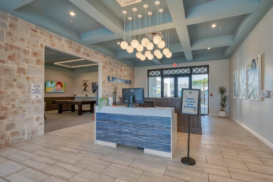Charming Mickey-themed Home Prime Location Villa in Kissimmee