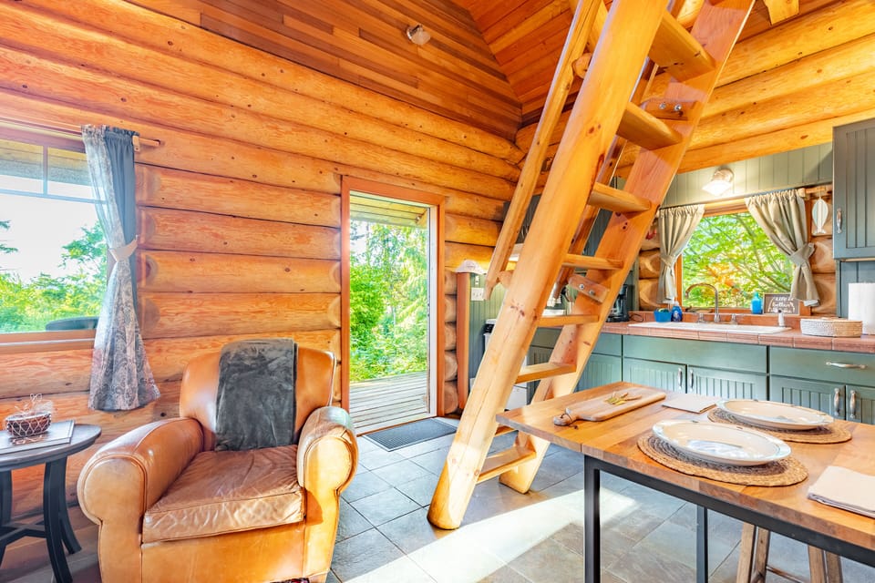 Discovering the beauty of coziness in a compact space.