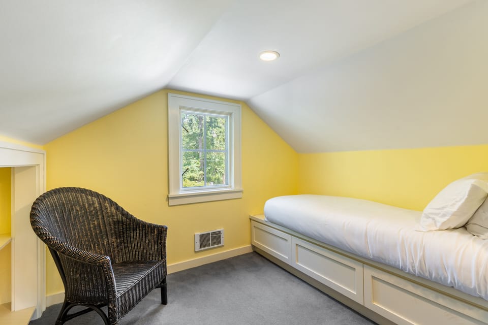 Additional sleeping area features single bed.