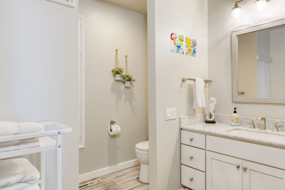 Bathroom 2.