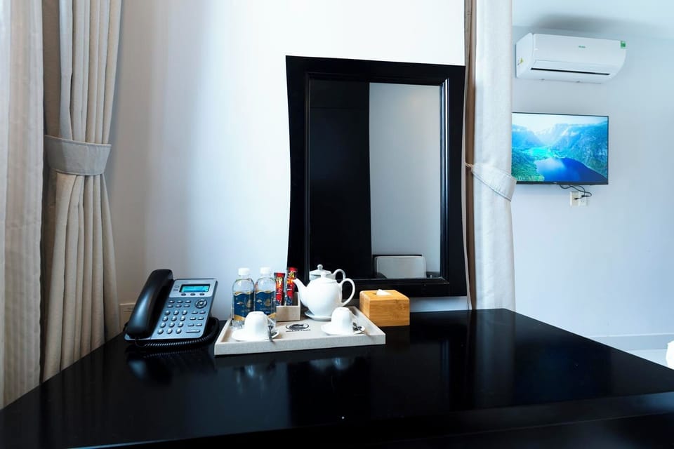 Standard Room, City View | Premium bedding, minibar, in-room safe, desk