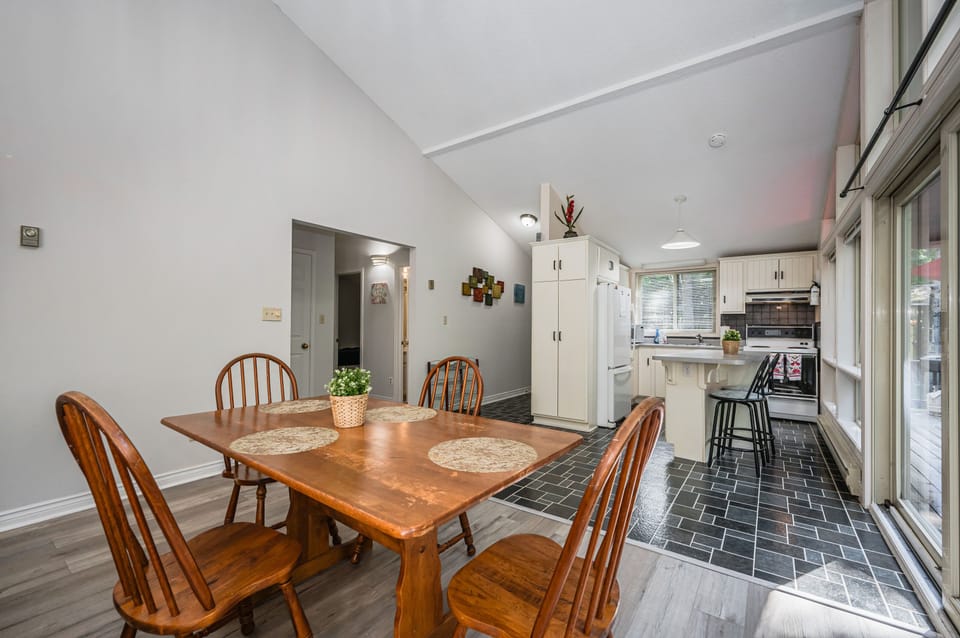 Kitchen table. 