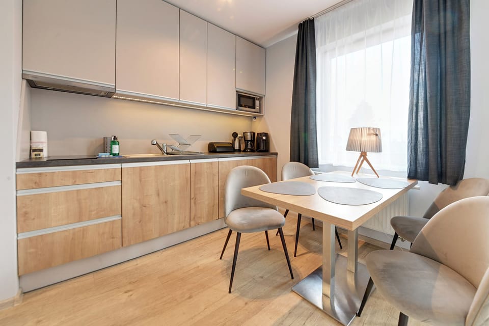 Apartment, Mountain View | Private kitchenette | Coffee/tea maker, mini-fridge, stovetop, electric kettle