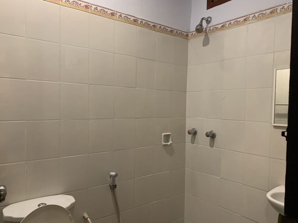 Hotel O Edotel Smkn 5 Palopo Near Bukit punai Hotel in Indonesia