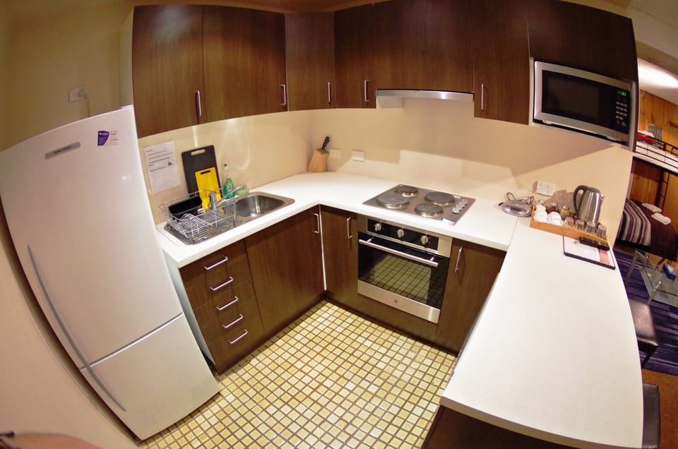 Delatite Apartment | Private kitchenette