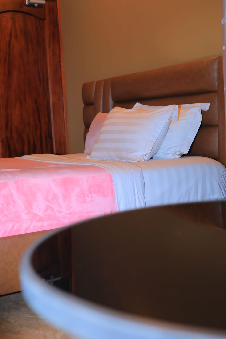 Deluxe Single Room | Individually decorated, individually furnished, desk, laptop workspace