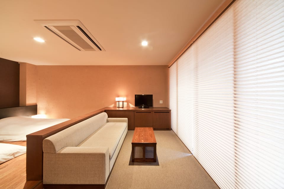 [Adult Only] Luxury Tower Deluxe Twin Room with Open-air Bath Non-smoking | In-room safe, soundproofing, free WiFi, bed sheets