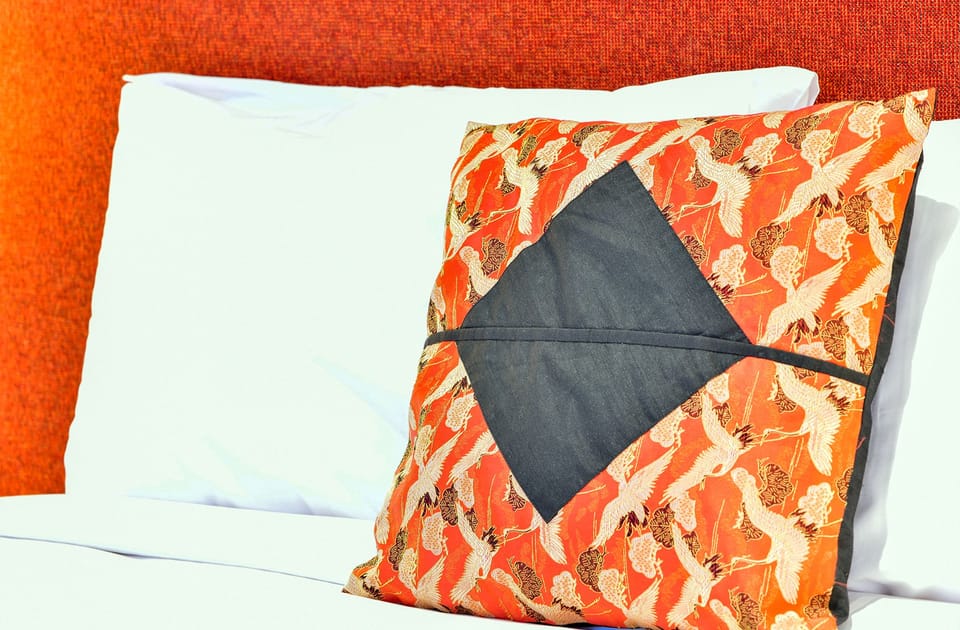 Deluxe Room | Soundproofing, iron/ironing board, free WiFi, bed sheets