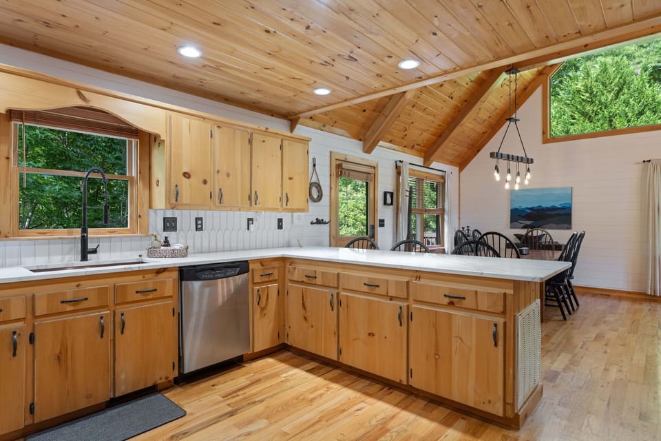 Clean and well-stocked kitchen has all the essentials for your next family meal. 