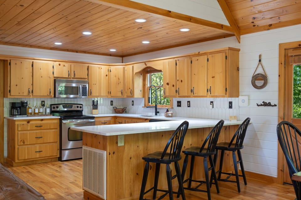 Plenty of space in the kitchen to relax and enjoy company with friends. 