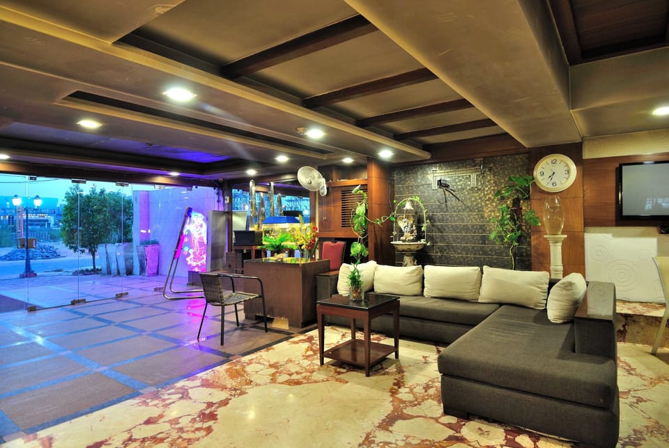 Hotel Krishna Residency at Dwarka Hotel in Delhi