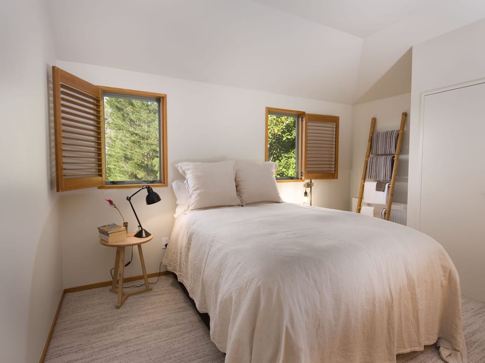 Deluxe House | 3 bedrooms, WiFi (free), individually decorated, individually furnished