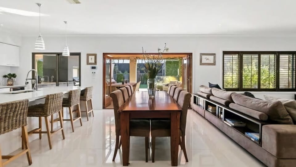 Aroha Moana Open Plan Kitchen, Dining and Living