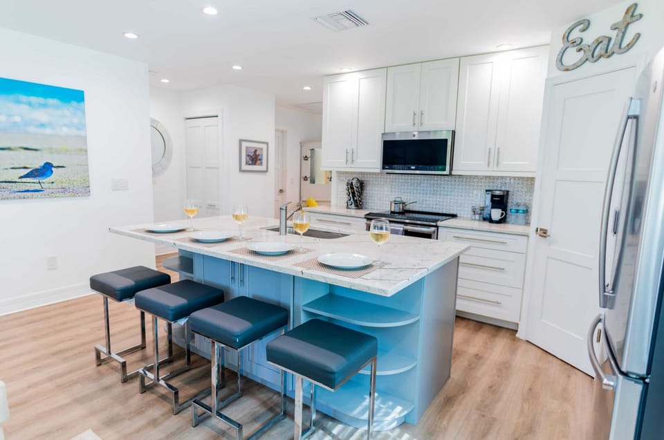 Lovely remodeled kitchen with all the necessities to create wonderful meals day and night.
