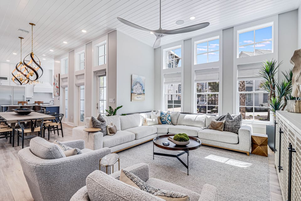 Main Living Room, 1st Floor