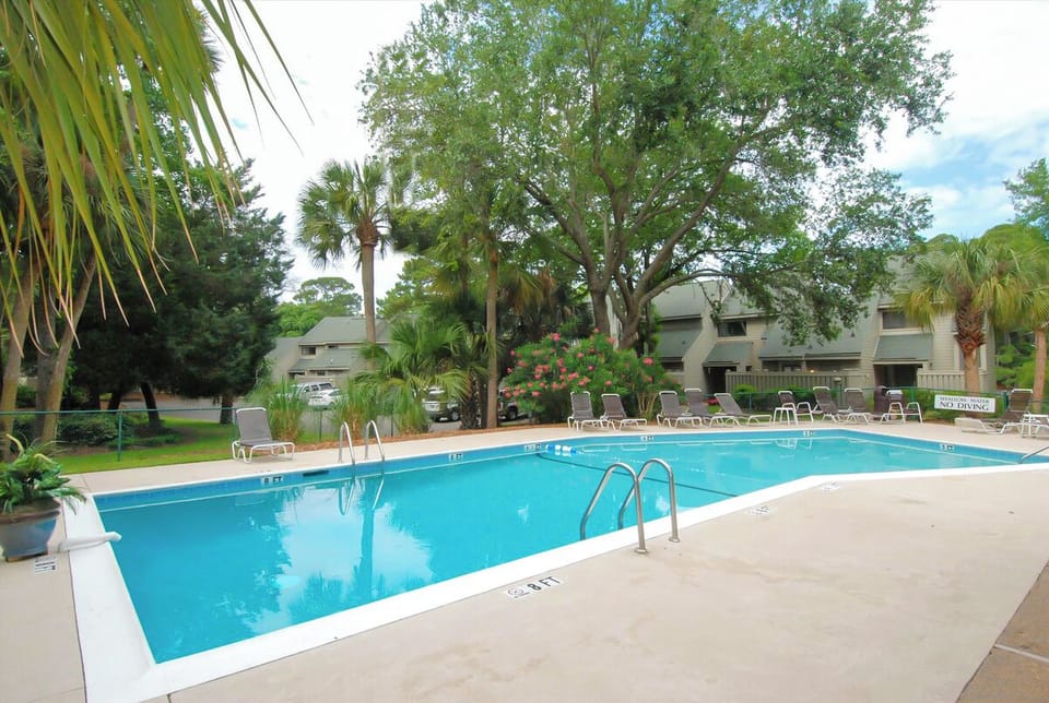 Ocean Cove Community Pool