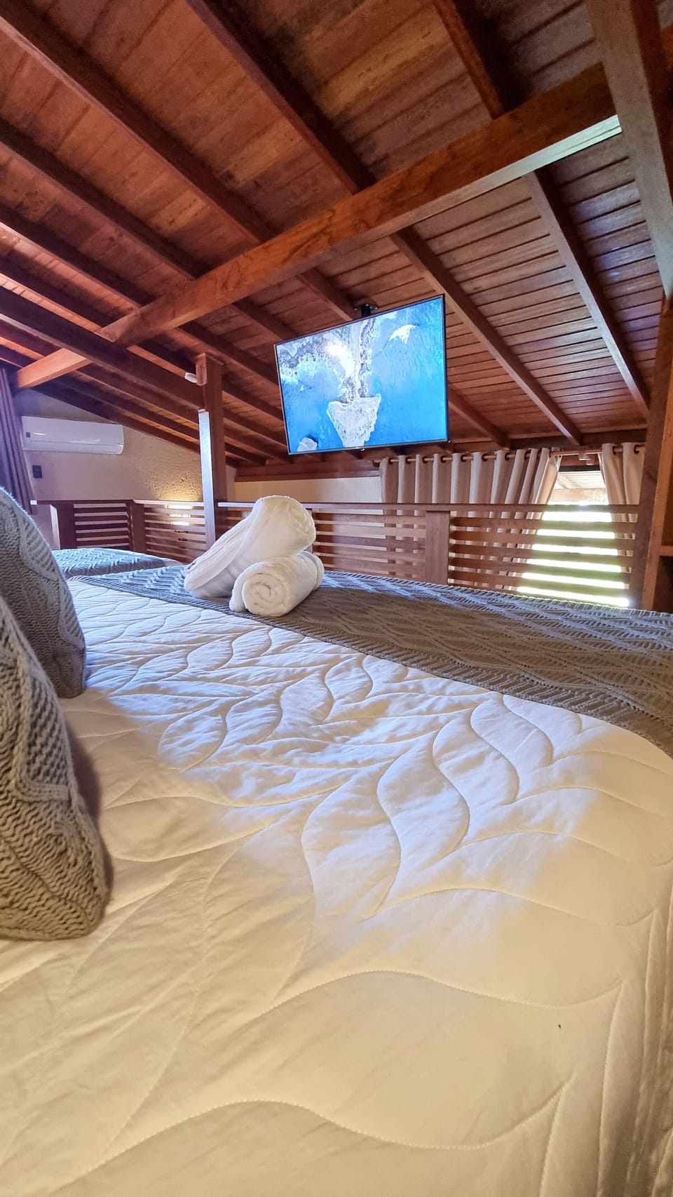 Premium Room | Egyptian cotton sheets, premium bedding, minibar, in-room safe